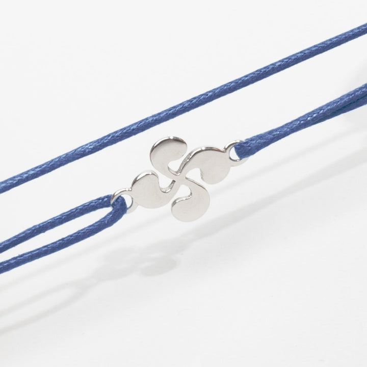 Bracelet Croix Basque Différents Coloris Disponibles
