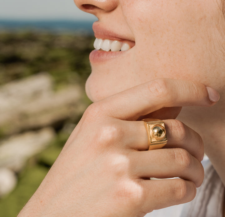Bague Boule Clou Basque Carre