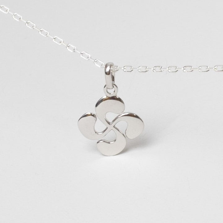 Pendentif Croix Basque Larrau