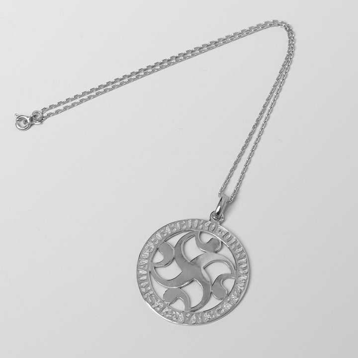 Médaille Basque Stylisée