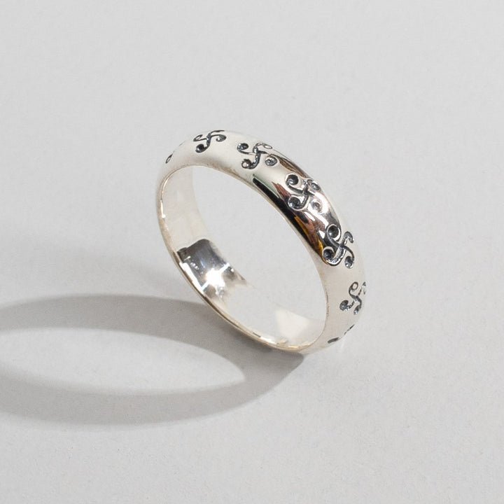 Bague demi jonc croix Basque
