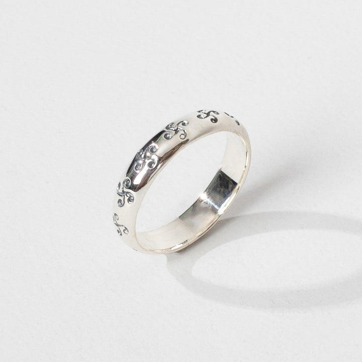 Bague demi jonc croix Basque