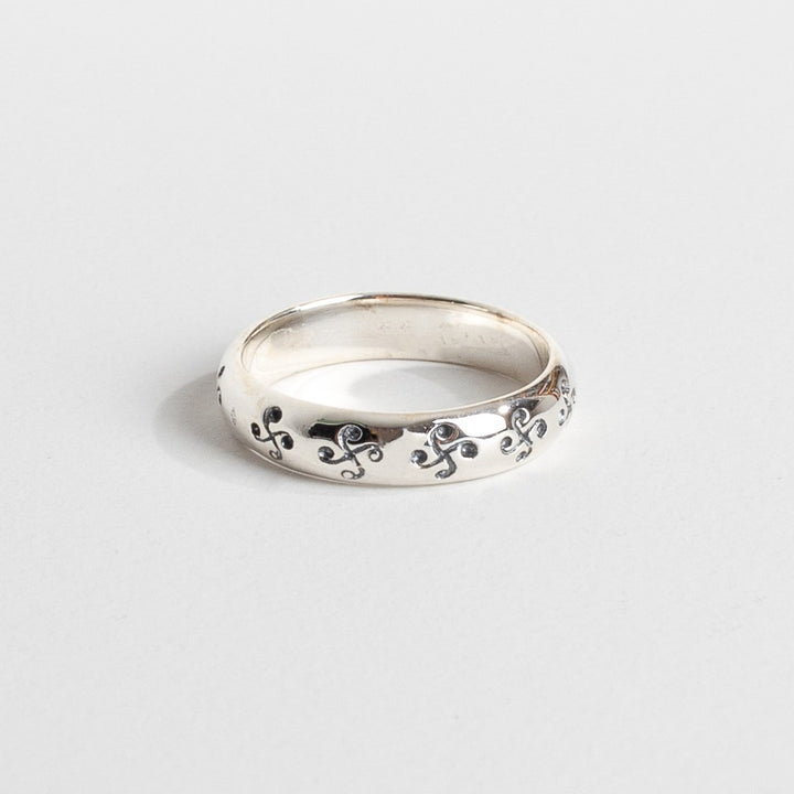 Bague demi jonc croix Basque